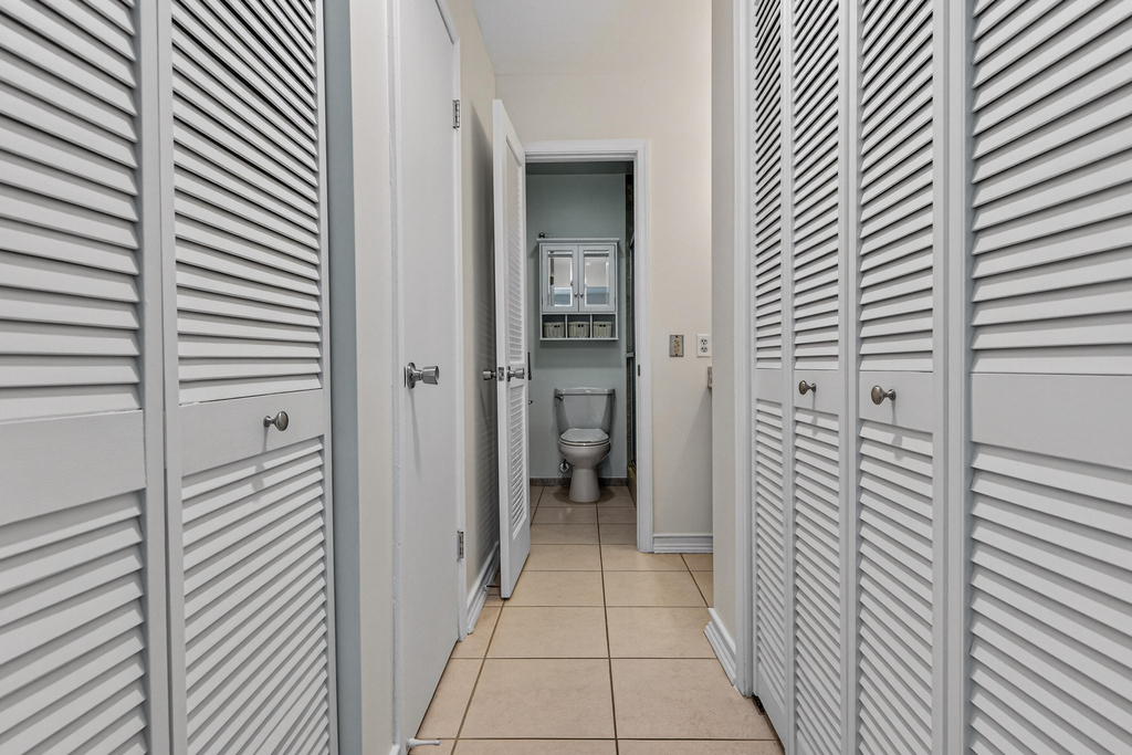 6521 Bay Club Drive - Photo 4