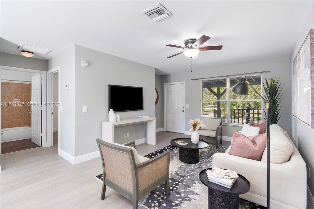 11448 N 68th St Street N - Photo 9