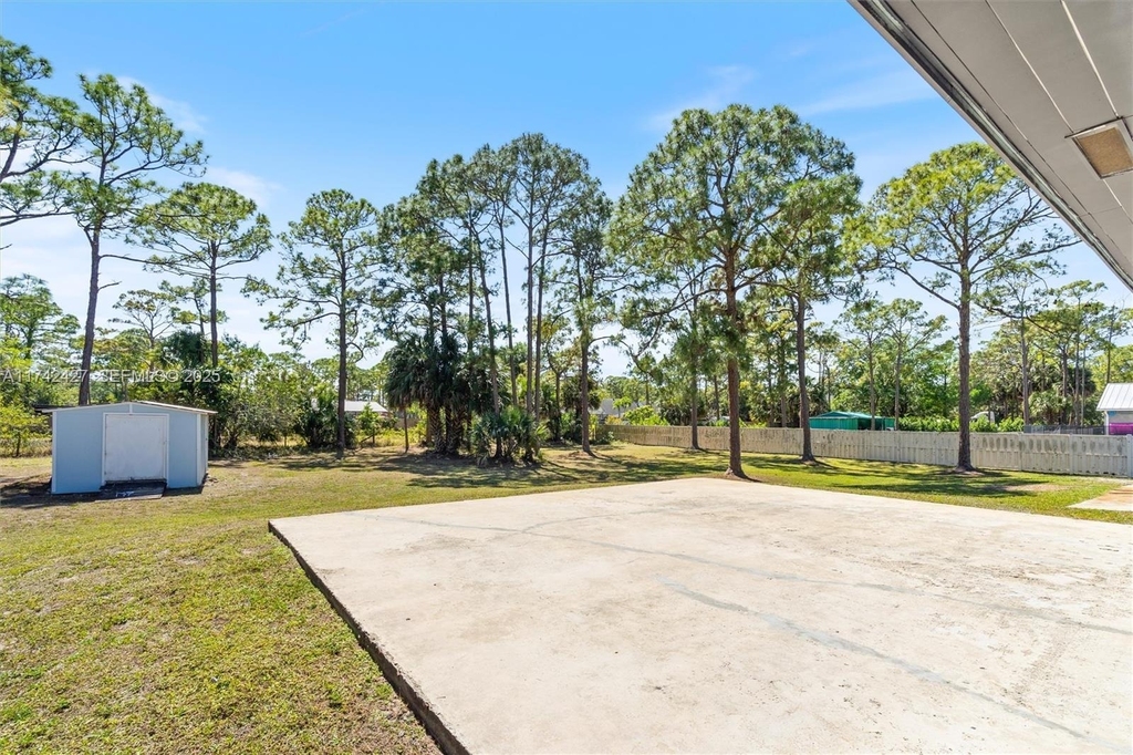 11448 N 68th St Street N - Photo 4
