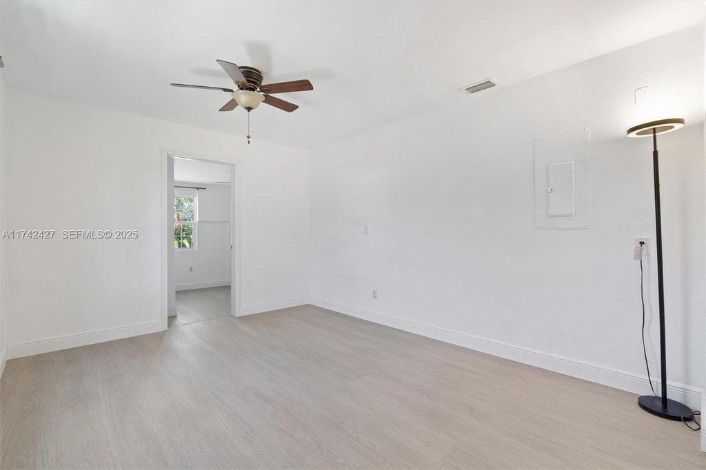 11448 N 68th St Street N - Photo 23