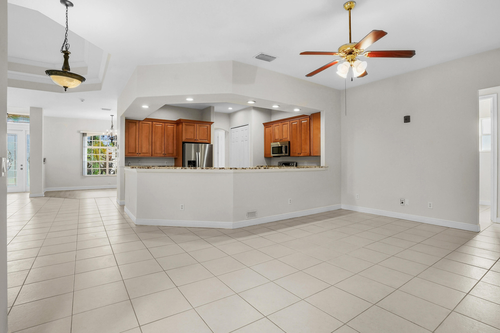 1092 Sw Majorca Avenue - Photo 13