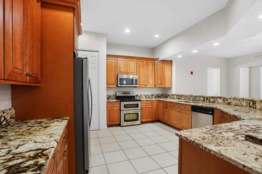 1092 Sw Majorca Avenue - Photo 19