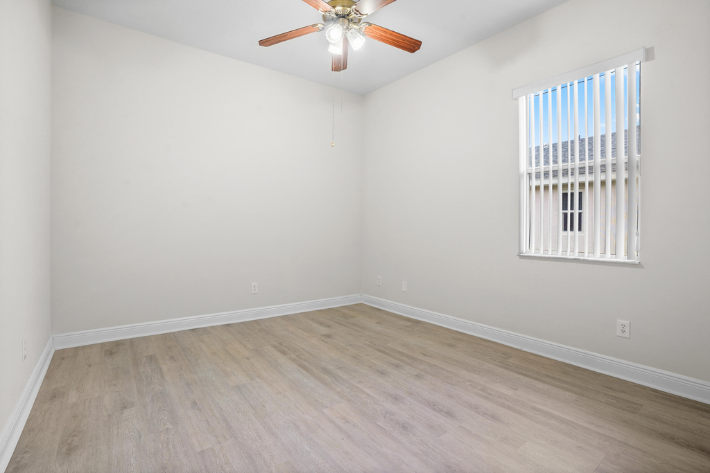 1092 Sw Majorca Avenue - Photo 28