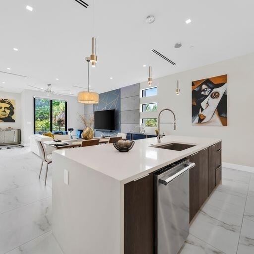 1058 N Victoria Park Road N - Photo 23