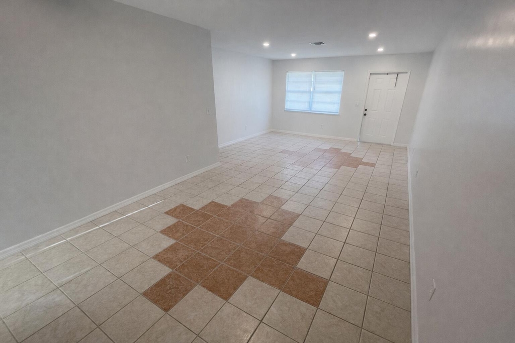 5010 Killarney Avenue - Photo 5