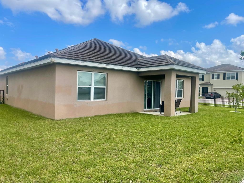 10574 Sw Cambria Lane - Photo 35