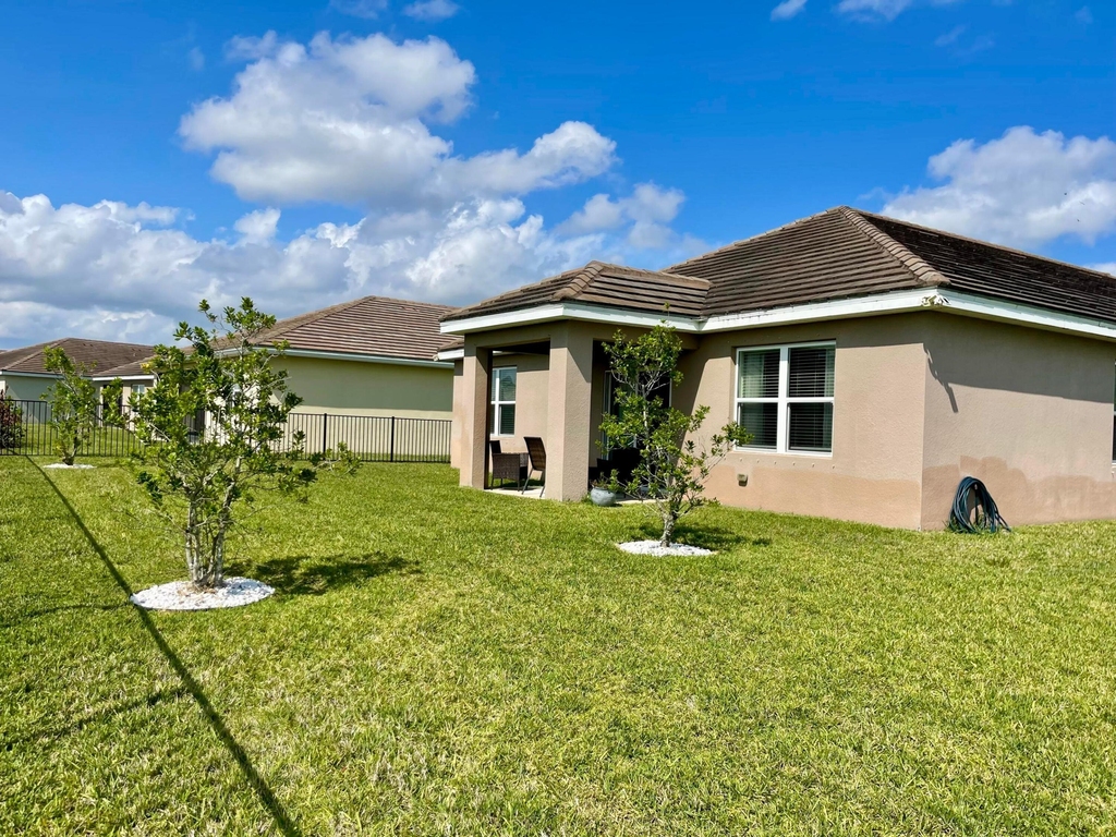 10574 Sw Cambria Lane - Photo 39