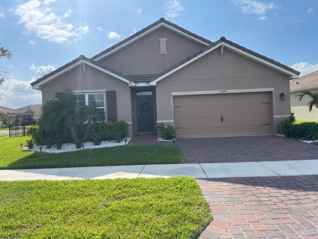 10574 Sw Cambria Lane - Photo 1