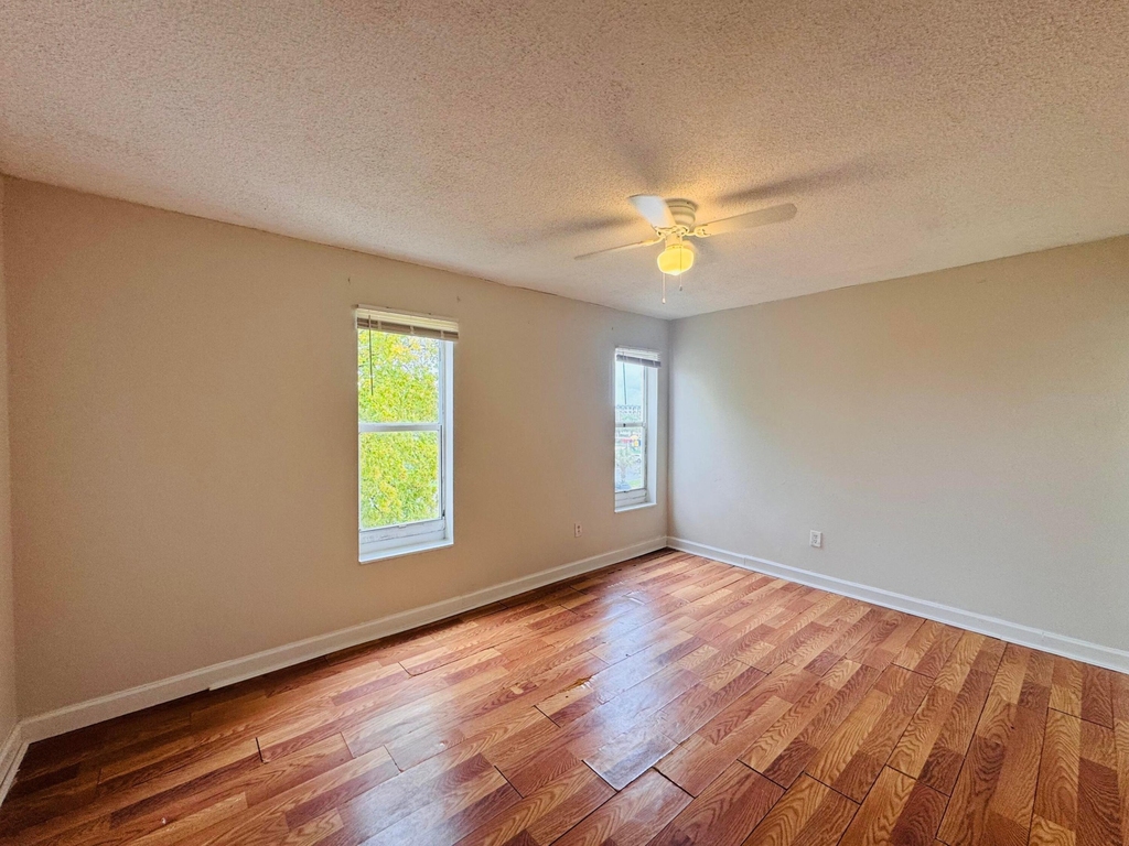 2800 Nw 56th Avenue - Photo 3