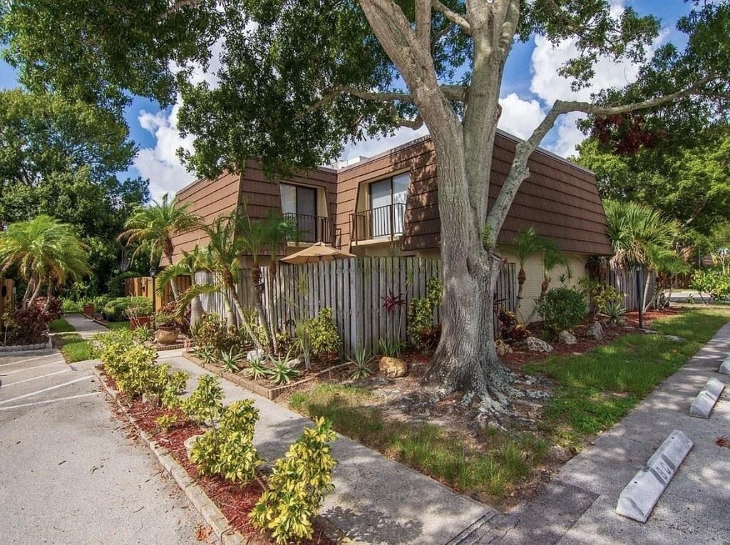 1166 6th Avenue - Photo 3
