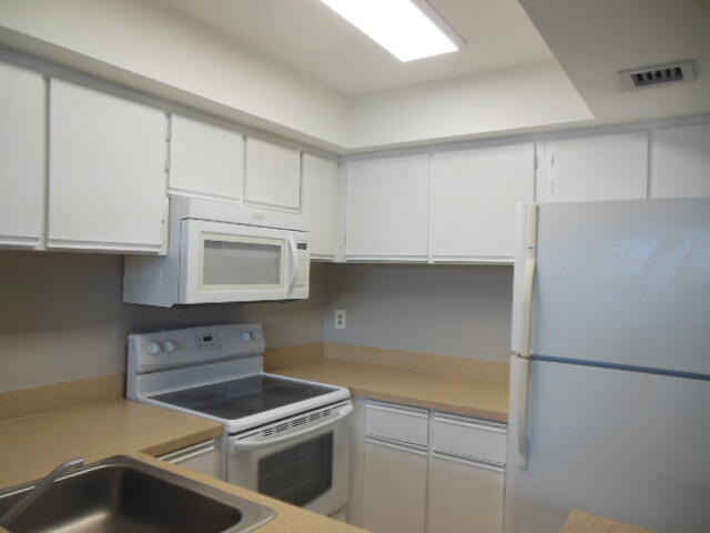 738 Executive Center Drive - Photo 5