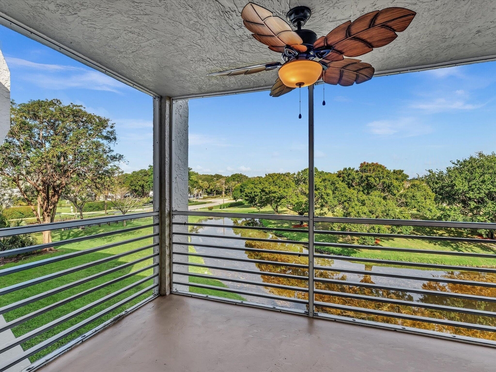 9470 Poinciana Place - Photo 31