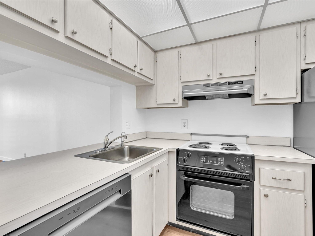 9470 Poinciana Place - Photo 13