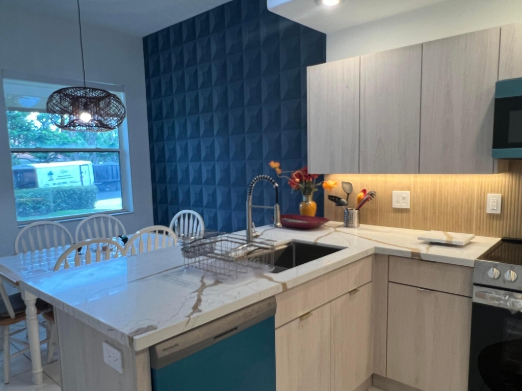 2431 Nw 59th Street - Photo 6