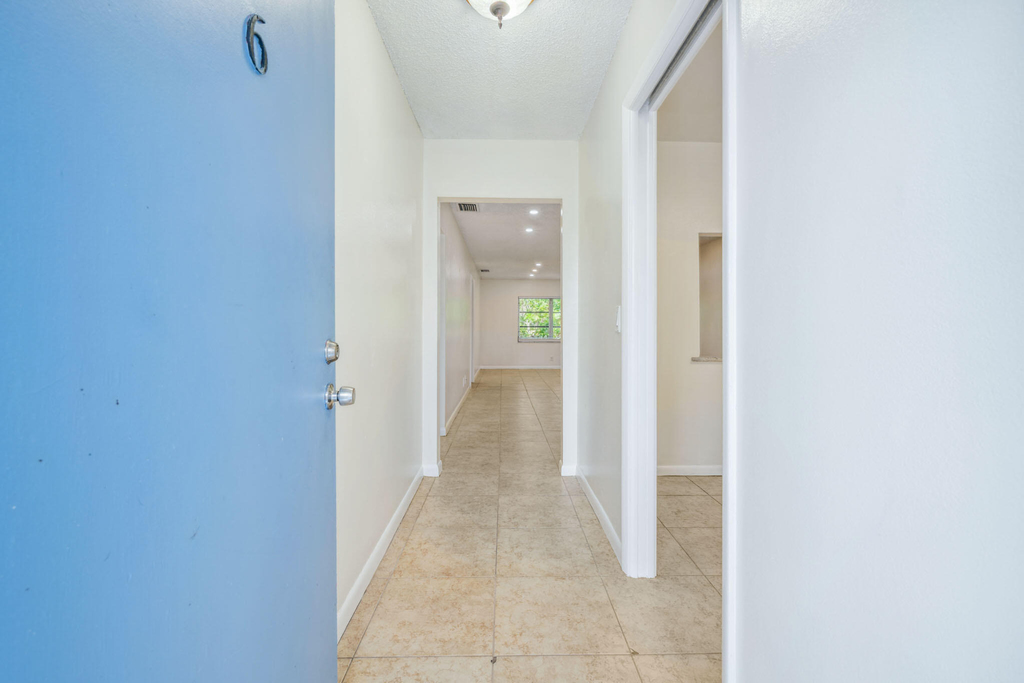 308 Southwind Court - Photo 3