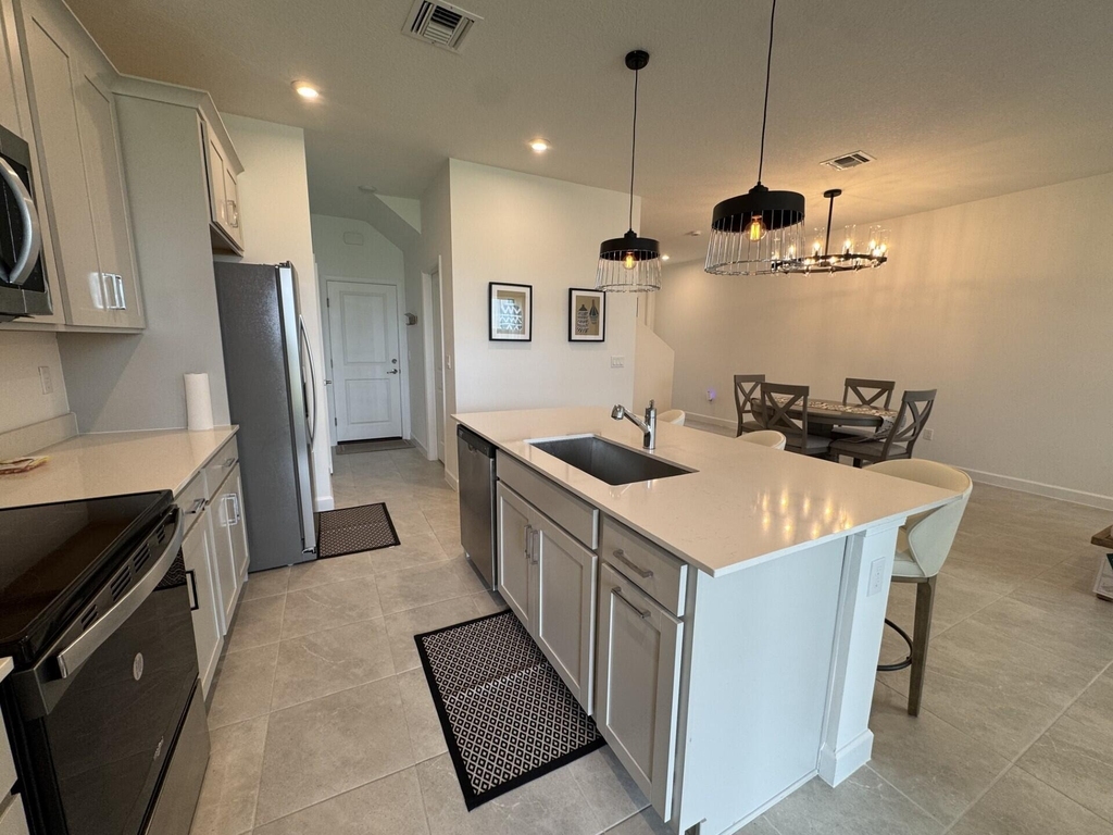 14083 Sw Thorens Drive - Photo 5