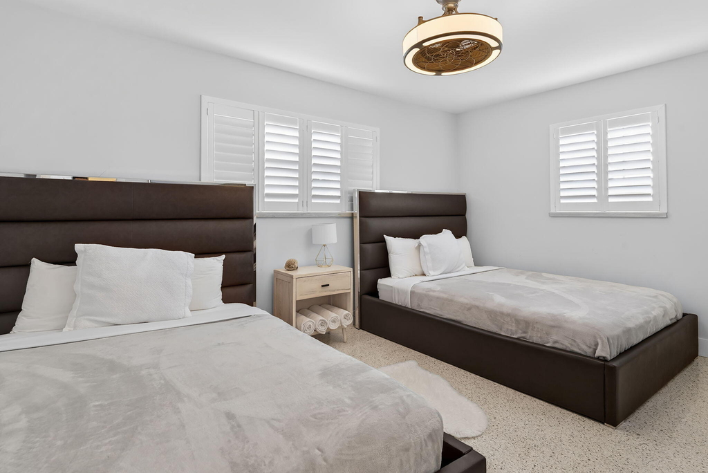 1123 Se 2nd Avenue - Photo 20