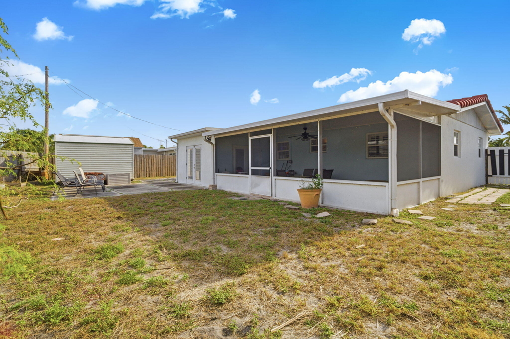 1123 Se 2nd Avenue - Photo 33