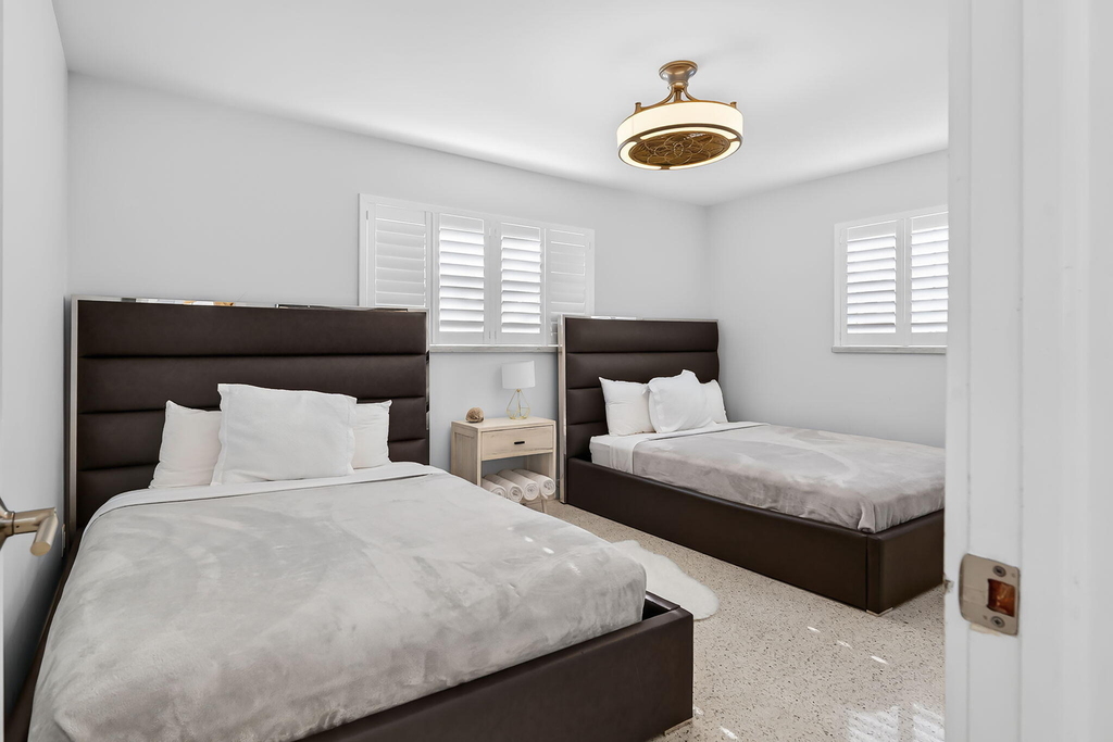 1123 Se 2nd Avenue - Photo 18
