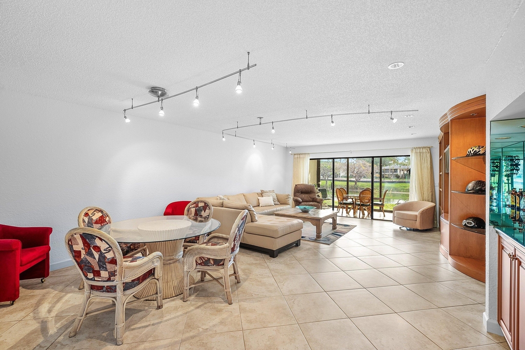 22 Westgate Lane - Photo 7