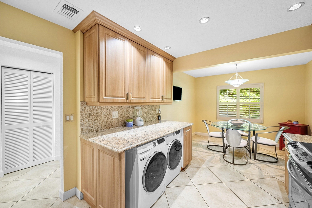 22 Westgate Lane - Photo 3