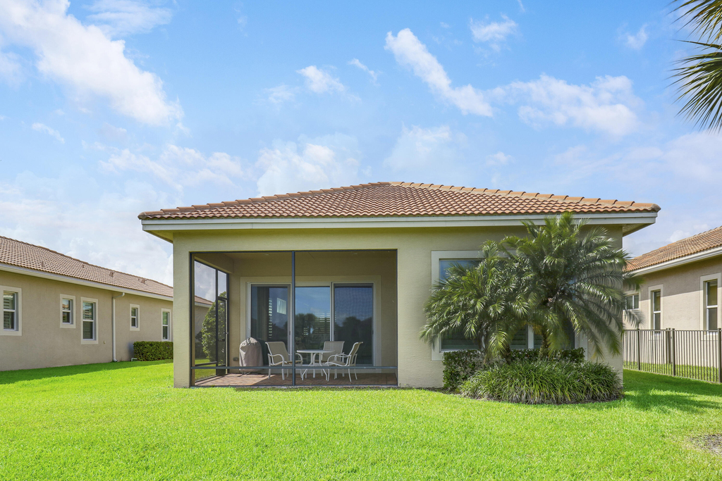 20037 Sw Caserta Way - Photo 25