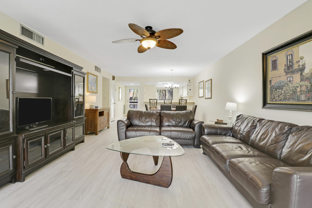 1600 Ne Dixie Highway - Photo 17