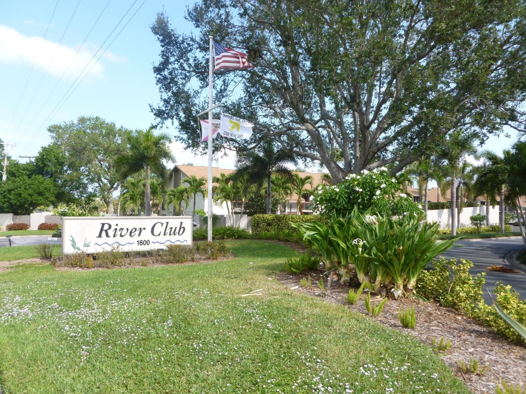 1600 Ne Dixie Highway - Photo 26