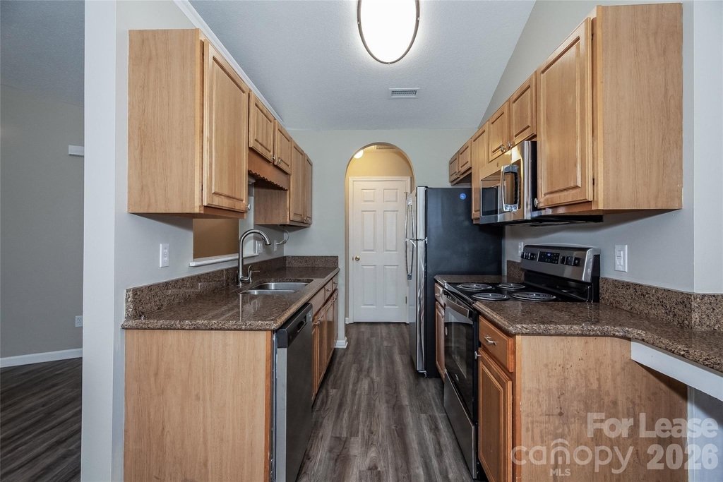 3361 Hunting Wood Court - Photo 3