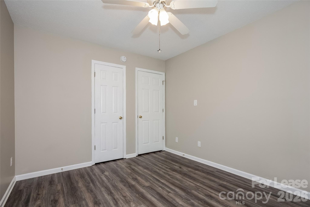 3361 Hunting Wood Court - Photo 11