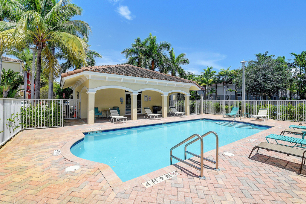 525 Bayfront Drive - Photo 32