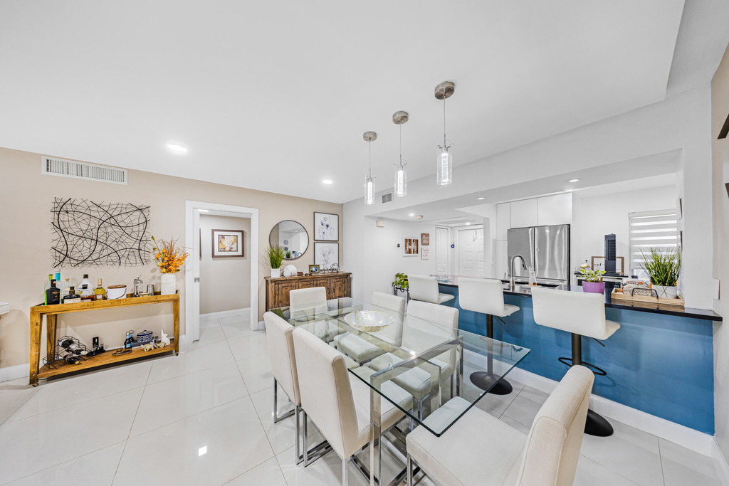 4261 W Palm Aire Drive - Photo 9