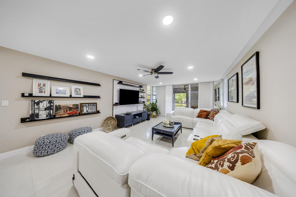 4261 W Palm Aire Drive - Photo 6