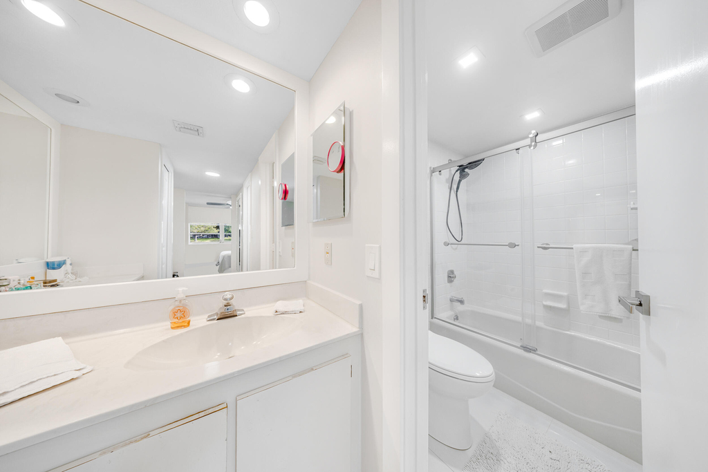 4261 W Palm Aire Drive - Photo 30