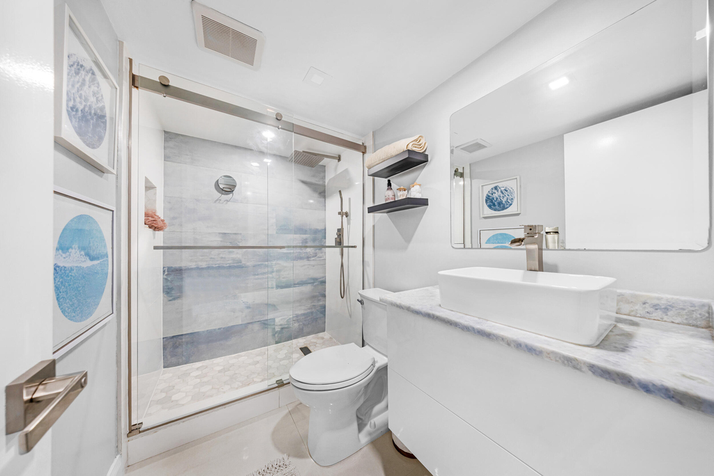 4261 W Palm Aire Drive - Photo 22