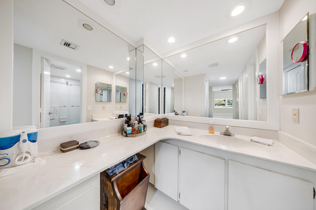 4261 W Palm Aire Drive - Photo 29