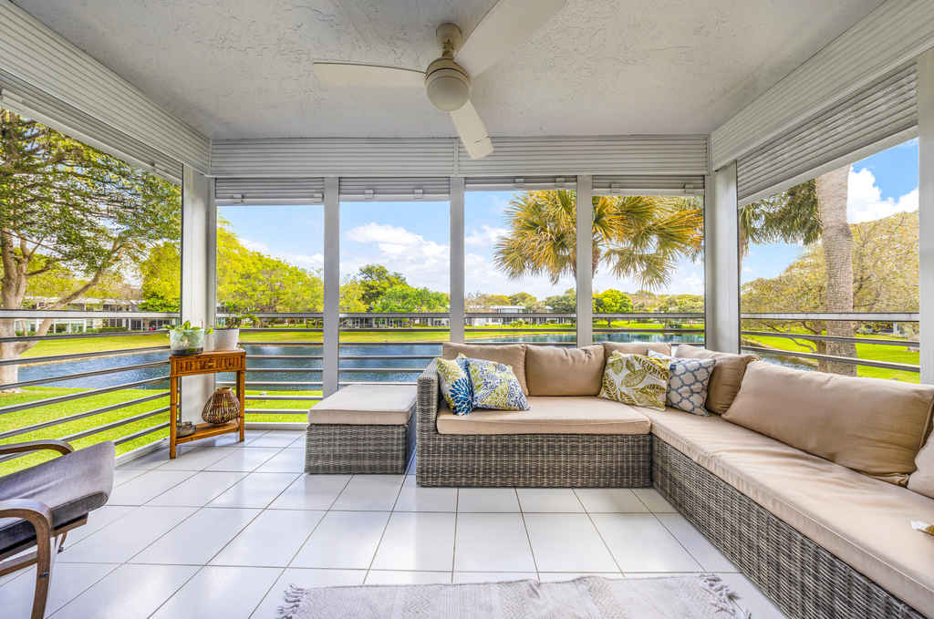 4261 W Palm Aire Drive - Photo 15