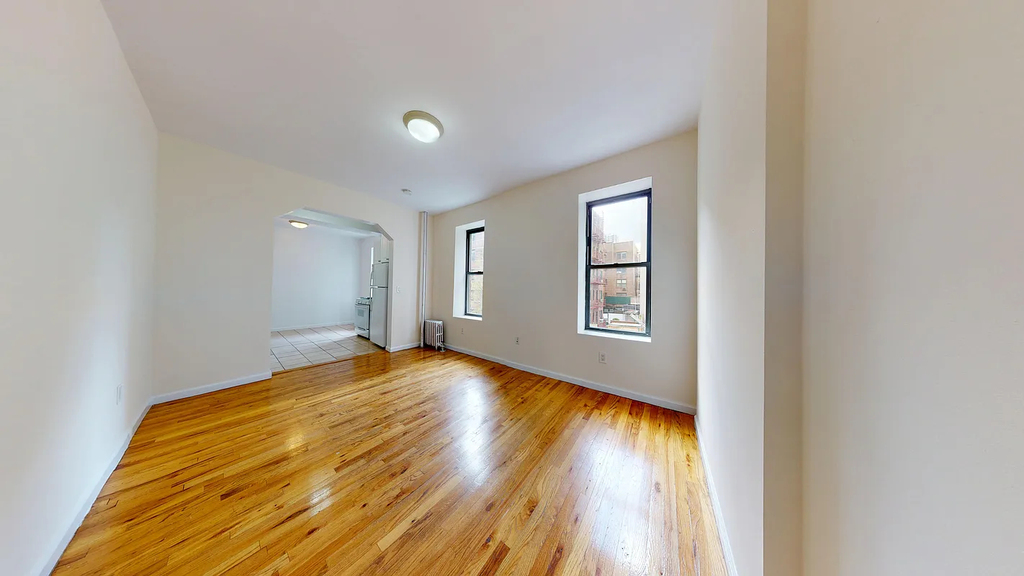 East 38th Street - Photo 2