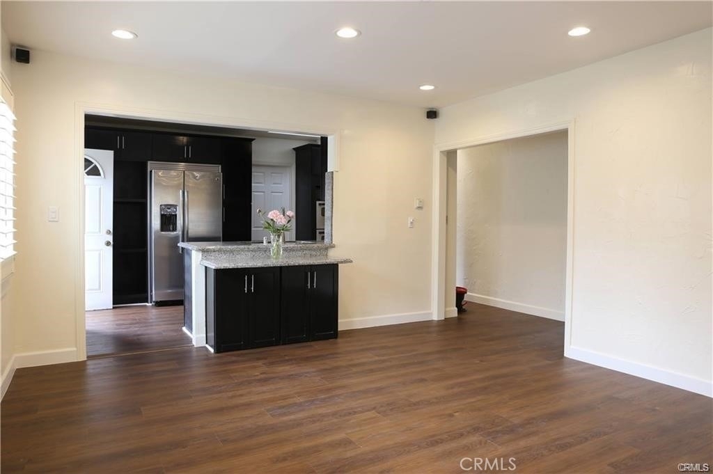 1323 N Cherokee Avenue - Photo 6