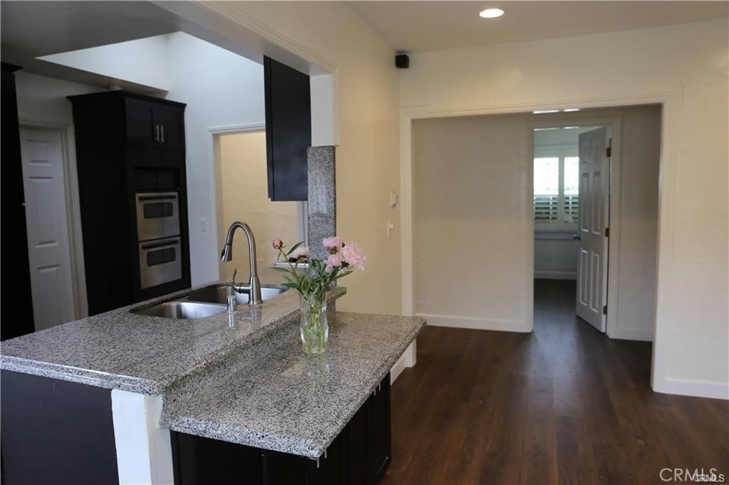 1323 N Cherokee Avenue - Photo 5
