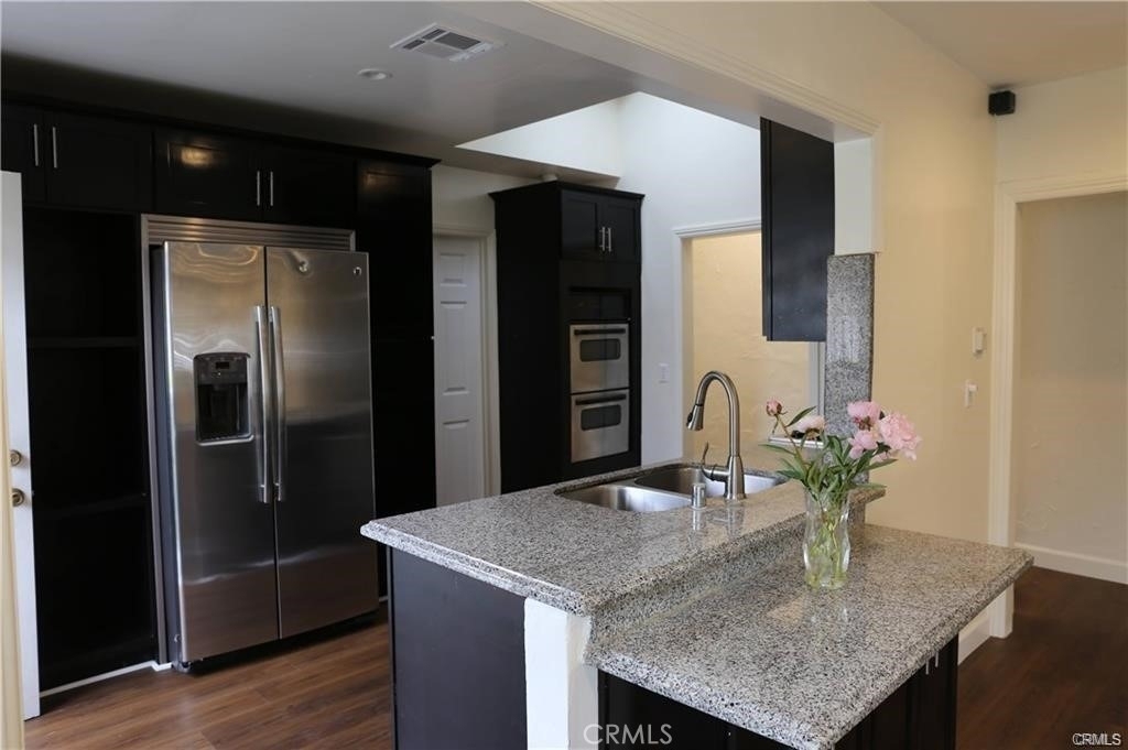 1323 N Cherokee Avenue - Photo 4