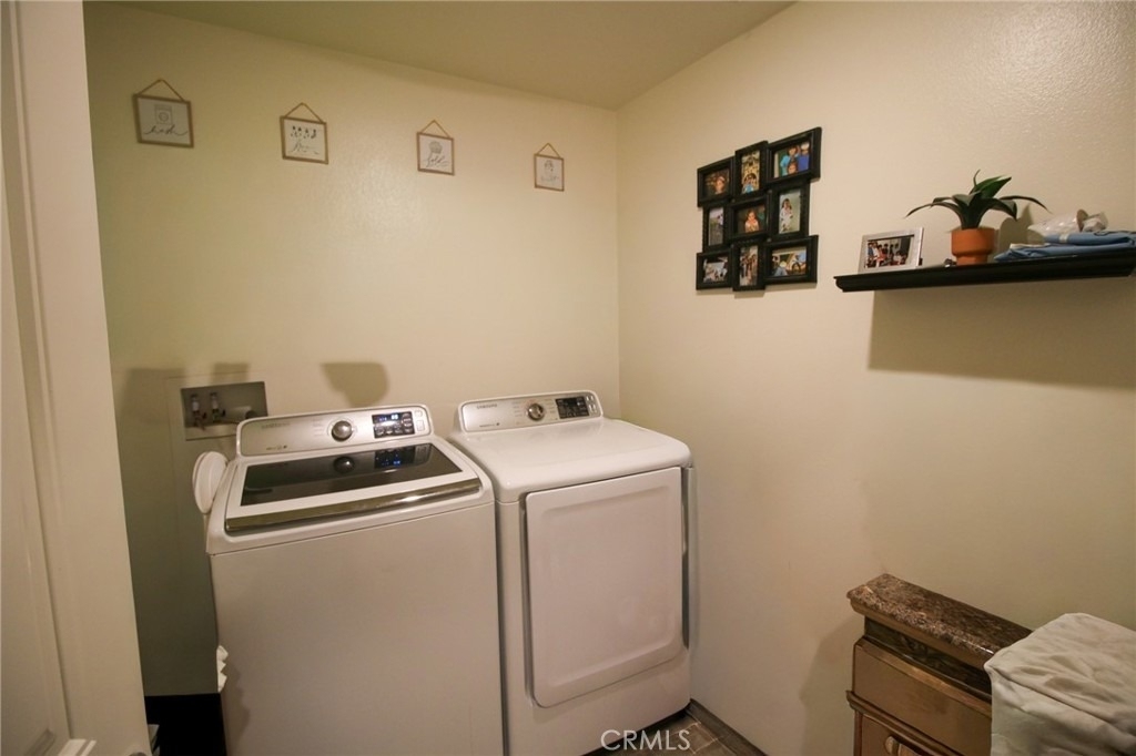 30346 Village Knoll Drive - Photo 12