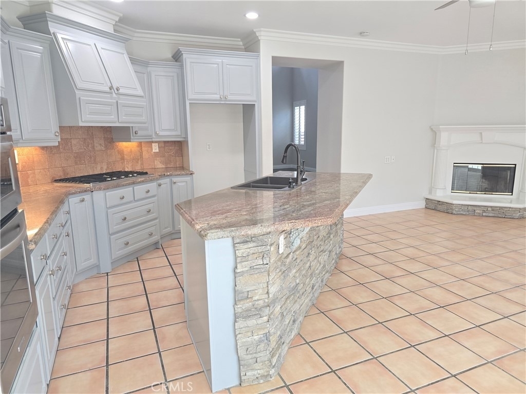 31361 Congressional - Photo 7