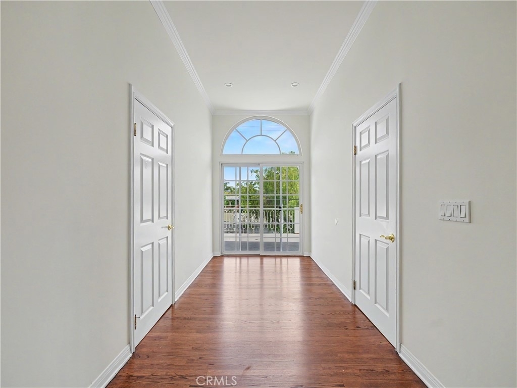 24060 Hatteras Street - Photo 33