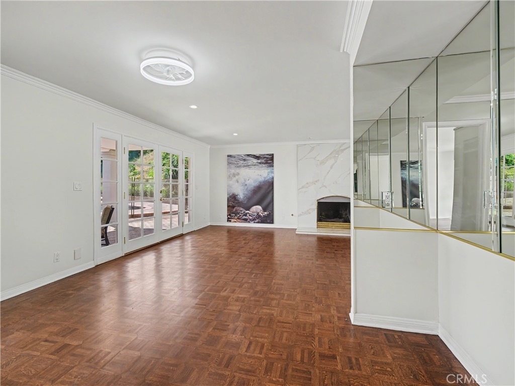 24060 Hatteras Street - Photo 9