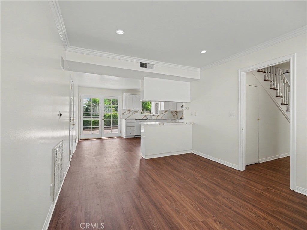24060 Hatteras Street - Photo 14