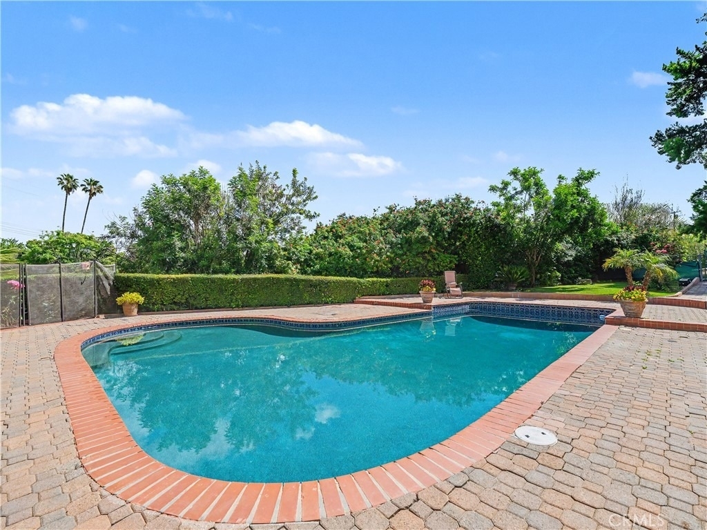 24060 Hatteras Street - Photo 42