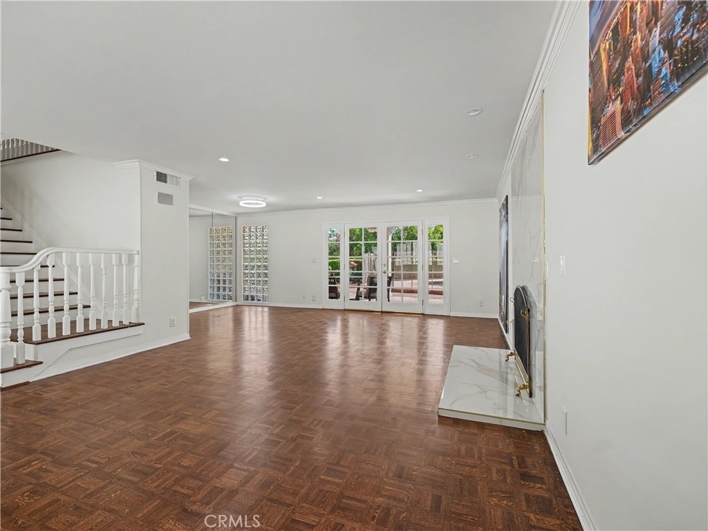 24060 Hatteras Street - Photo 5