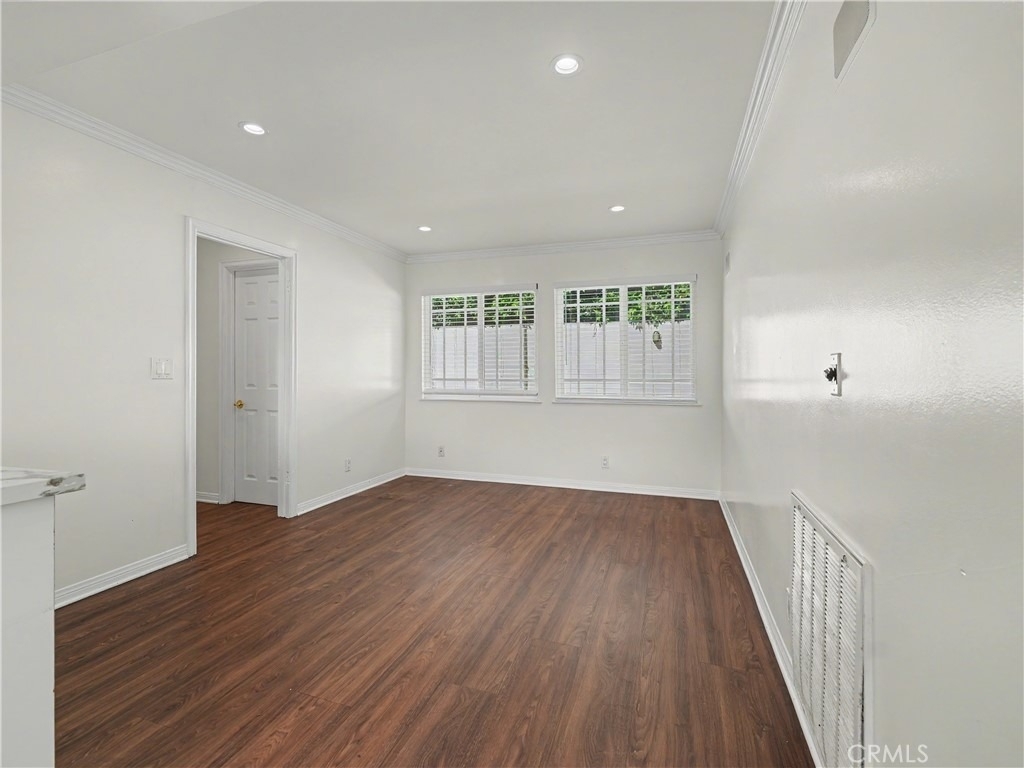 24060 Hatteras Street - Photo 13