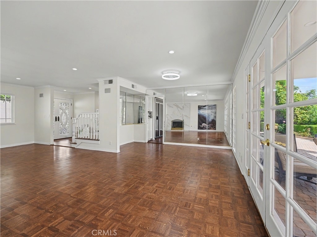 24060 Hatteras Street - Photo 7